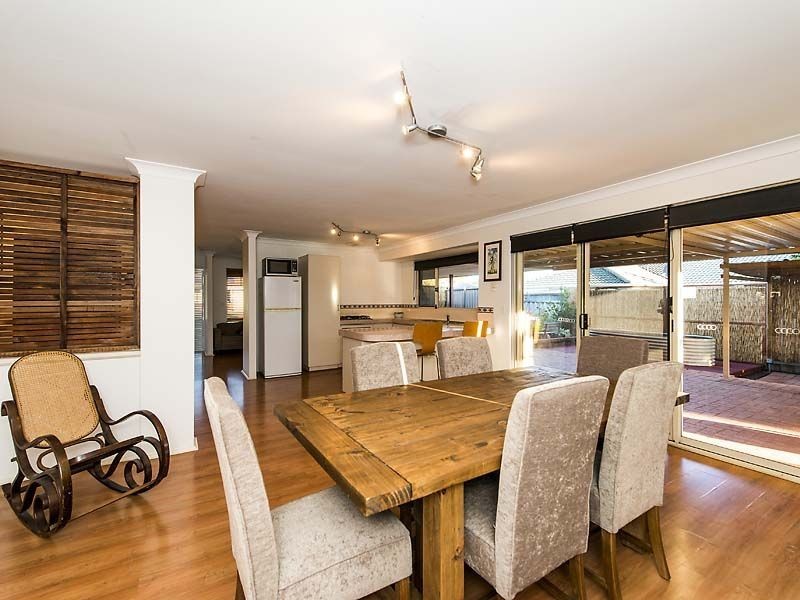 19 Mackay Crescent, Gosnells WA 6110