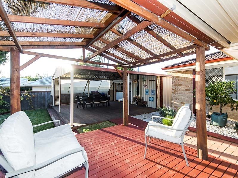 19 Mackay Crescent, Gosnells WA 6110