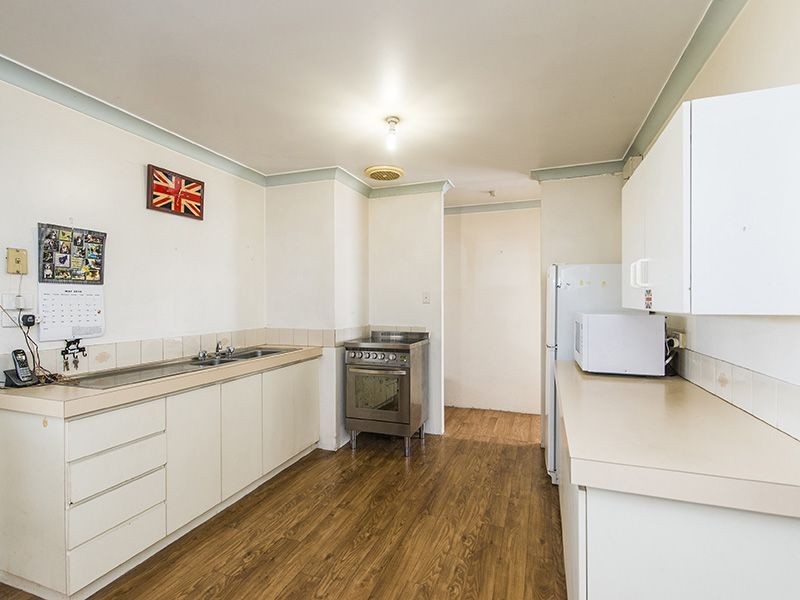 3/25 Quarram Way, Gosnells WA 6110