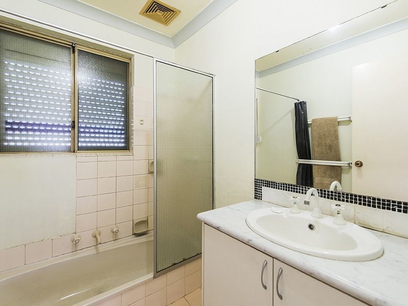 3/25 Quarram Way, Gosnells WA 6110