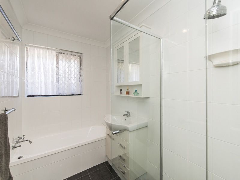 22 Gascoyne Drive, Gosnells WA 6110