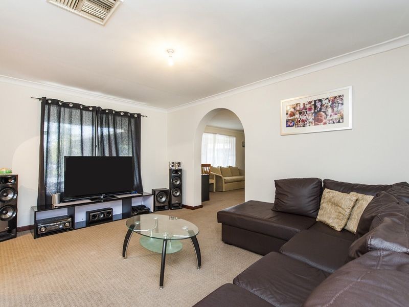 10 Valkyrie Place, Gosnells WA 6110