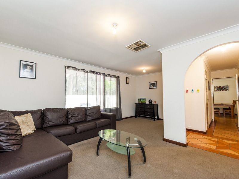 10 Valkyrie Place, Gosnells WA 6110