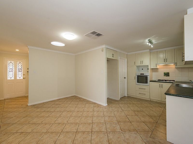 24 Southern River Road, Gosnells WA 6110