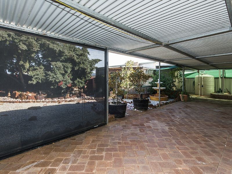 24 Southern River Road, Gosnells WA 6110