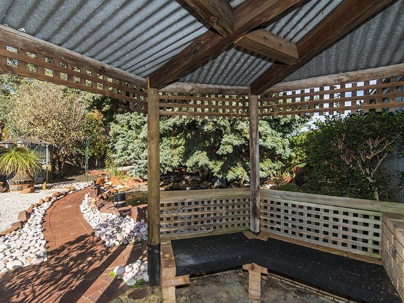 24 Southern River Road, Gosnells WA 6110