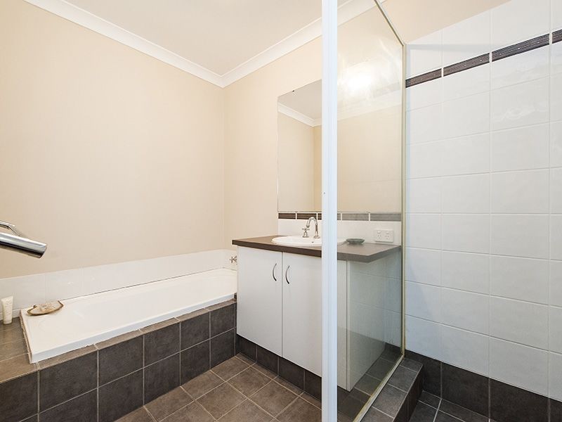 1/16A Bert Street, Gosnells WA 6110