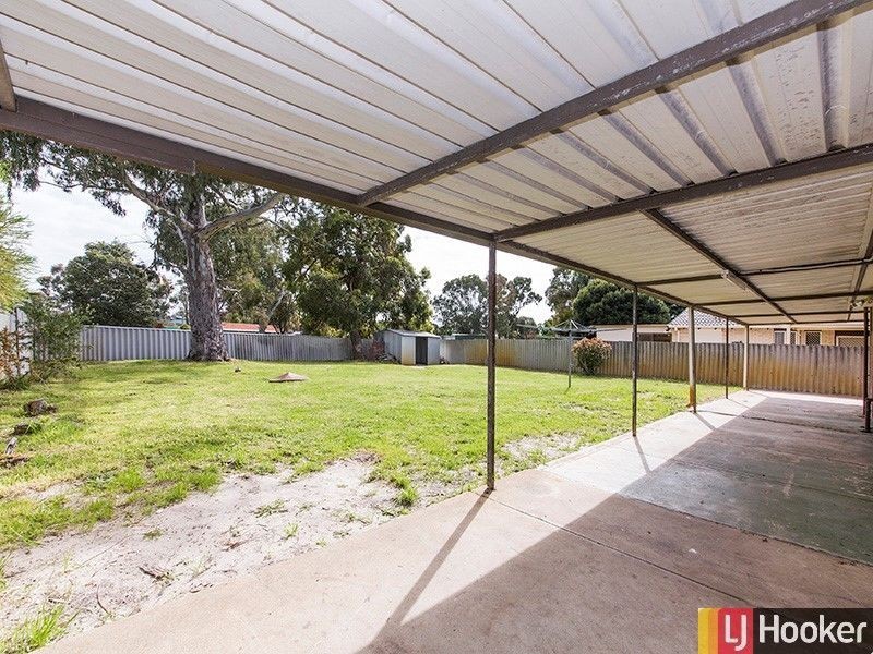 46 Greenway Ave, Thornlie WA 6108