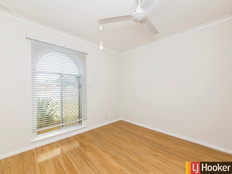 46 Greenway Ave, Thornlie WA 6108