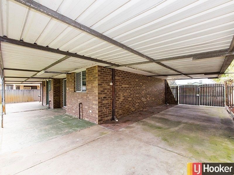46 Greenway Ave, Thornlie WA 6108