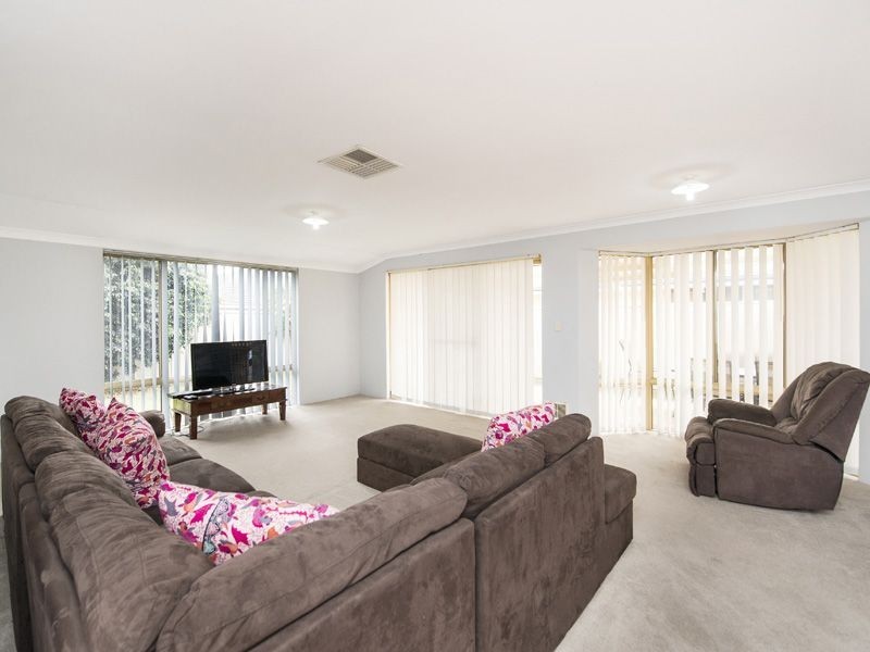 90 Shannon Ramble, Gosnells WA 6110