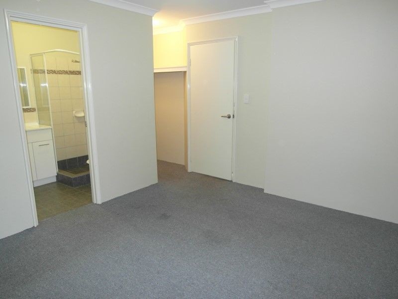 8/2368 Albany Hwy, Gosnells WA 6110