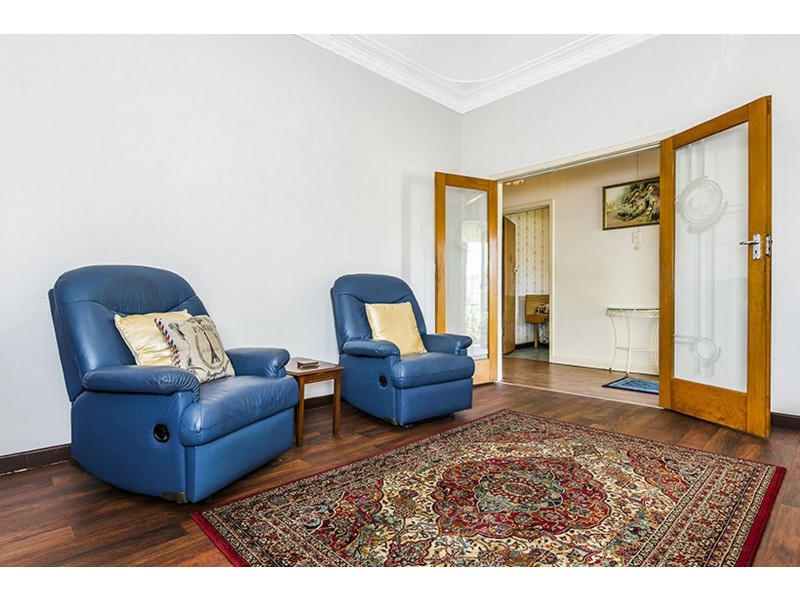 53 May Street, Gosnells WA 6110