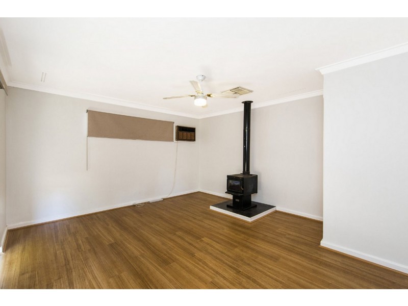 9 Colleen Street, Gosnells WA 6110