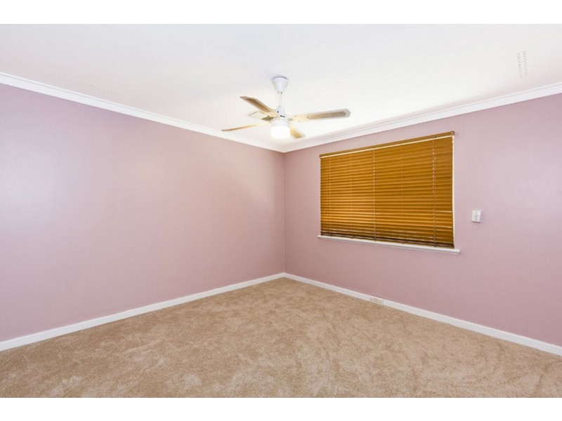 9 Colleen Street, Gosnells WA 6110