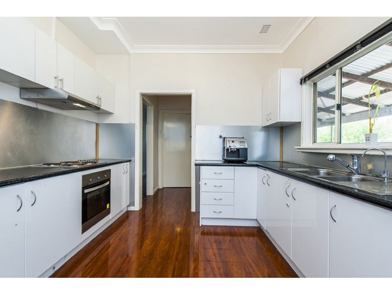 25 Queen Street, Gosnells WA 6110