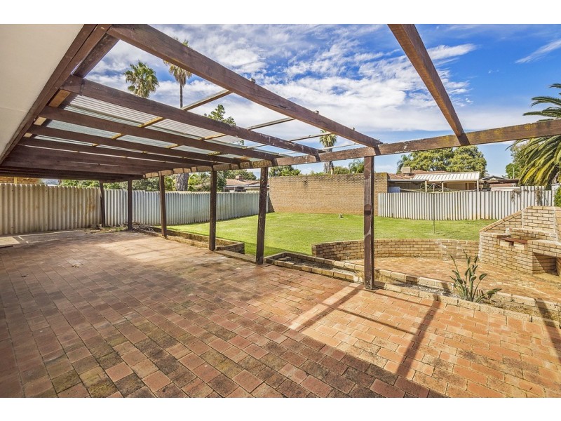 65 Homestead Road, Gosnells WA 6110