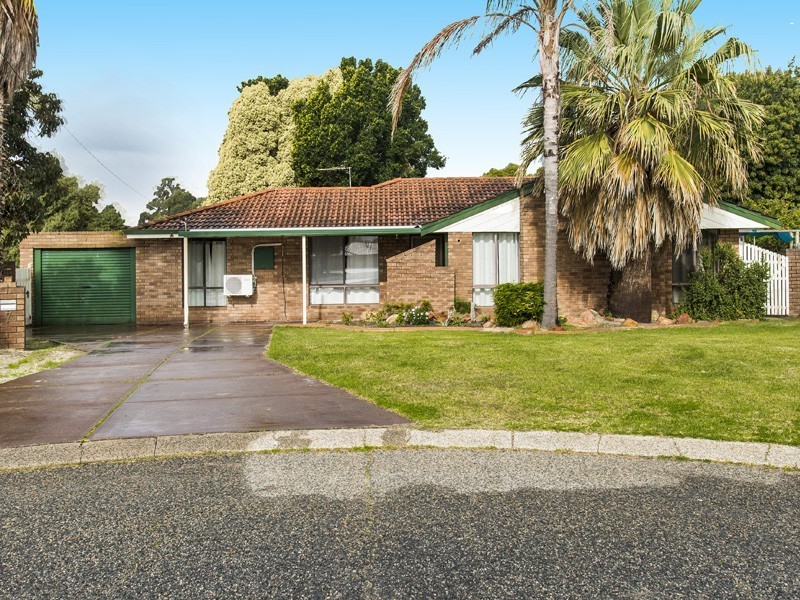 7 Harvey Close, Gosnells WA 6110