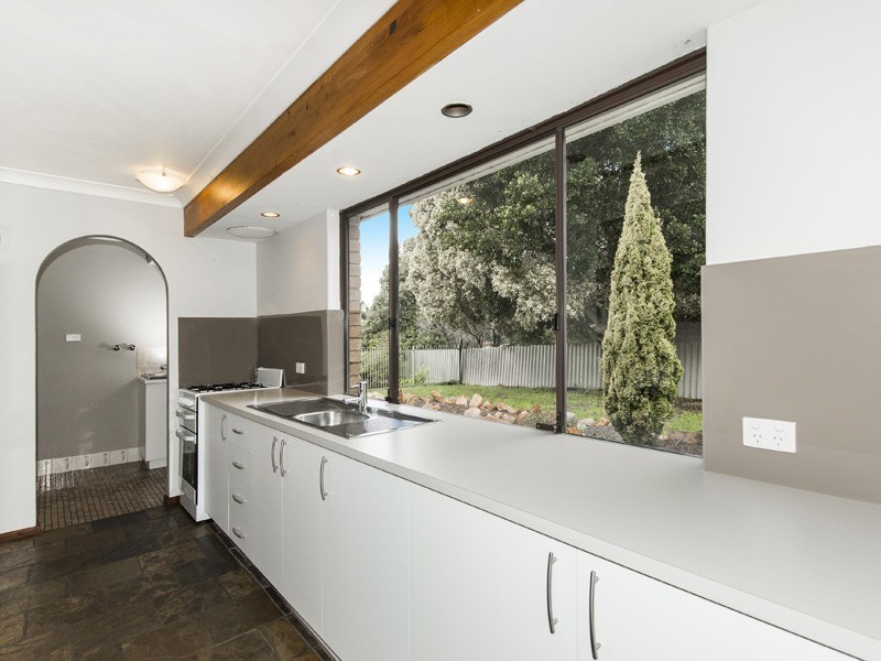 7 Harvey Close, Gosnells WA 6110