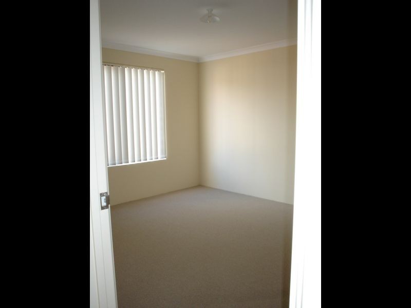 8/59-71 Little John Road, Armadale WA 6112