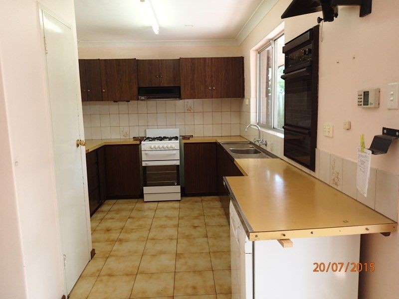 26 Bamlett Street, Mount Nasura WA 6112