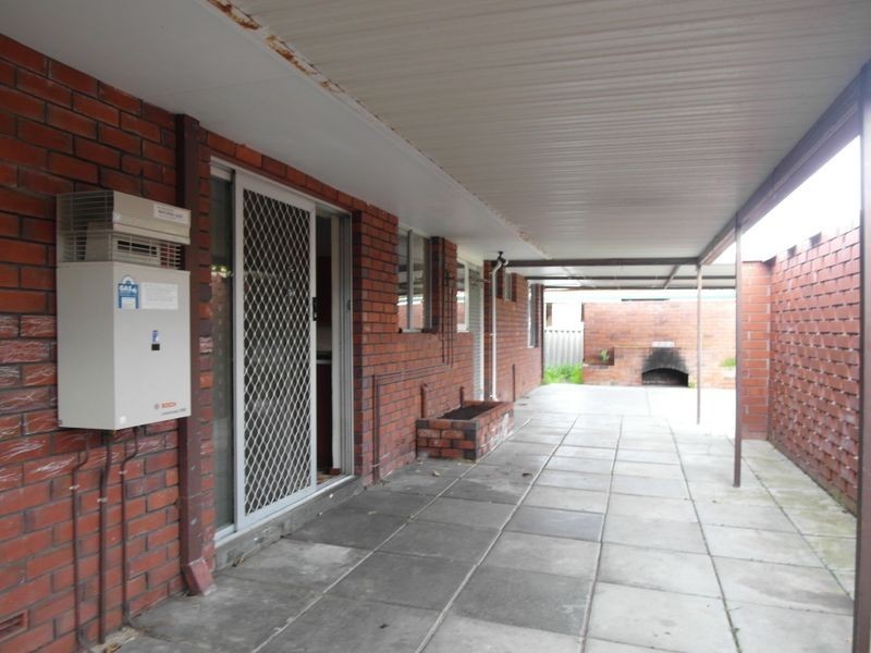 3 Conifer Street, Maddington WA 6109