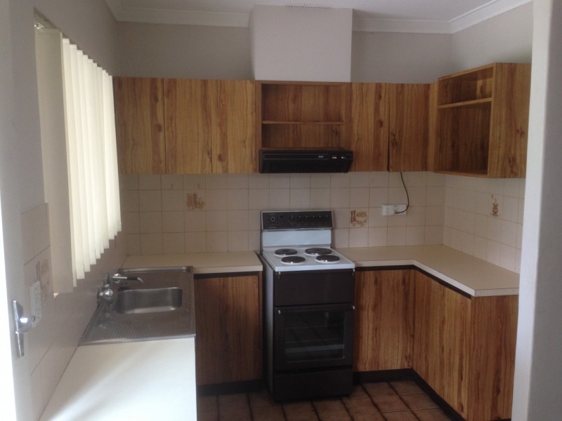 8 Belyea Street, Gosnells WA 6110