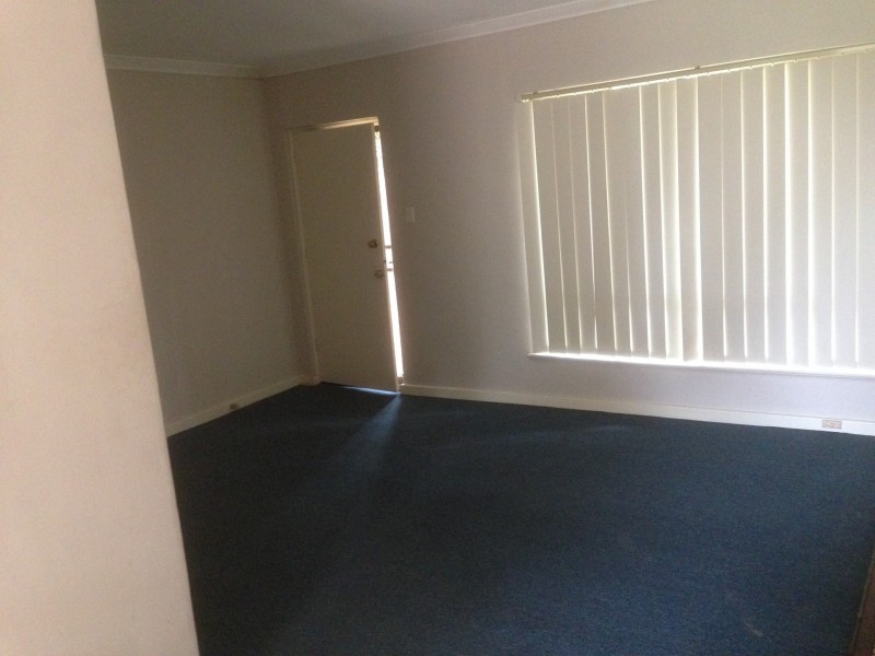 8 Belyea Street, Gosnells WA 6110