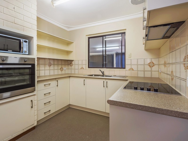 18 Chilham Place, Gosnells WA 6110
