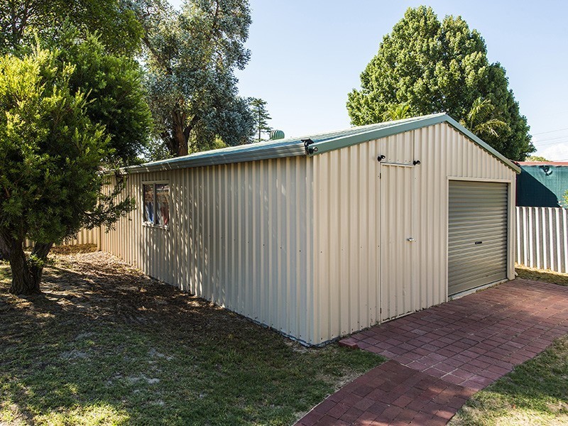 6 Bray Street, Gosnells WA 6110