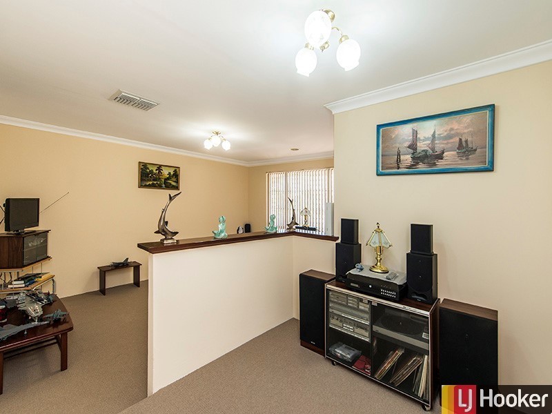 7 Moonstone Place, Gosnells WA 6110