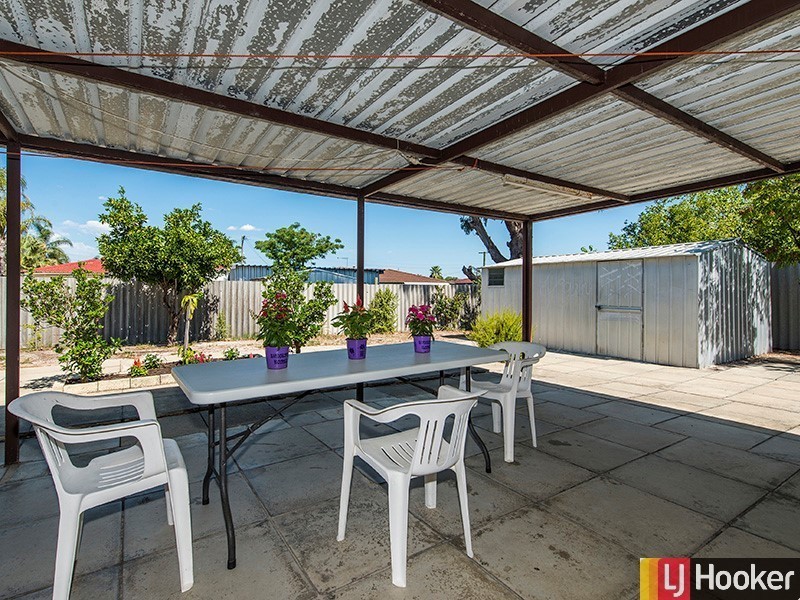 7 Moonstone Place, Gosnells WA 6110