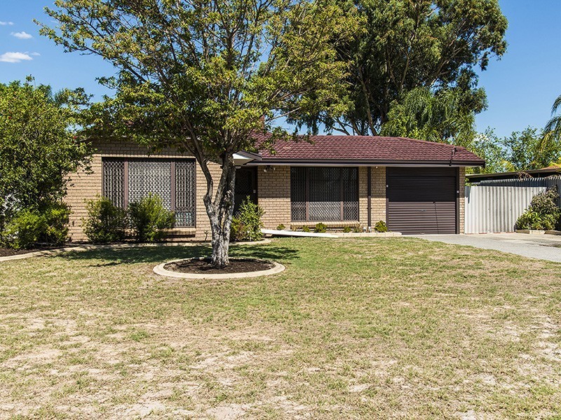 7 Moonstone Place, Gosnells WA 6110