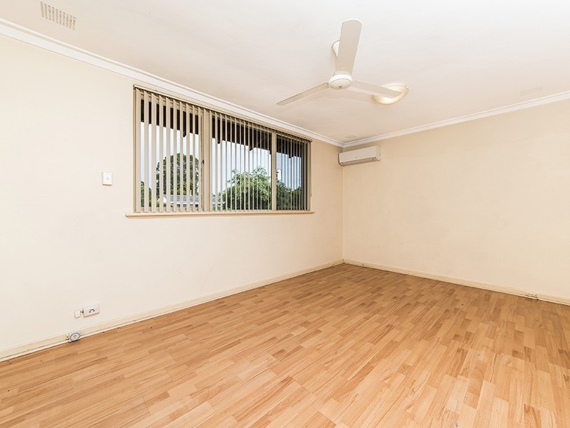 13 Lindy Way, Camillo WA 6111