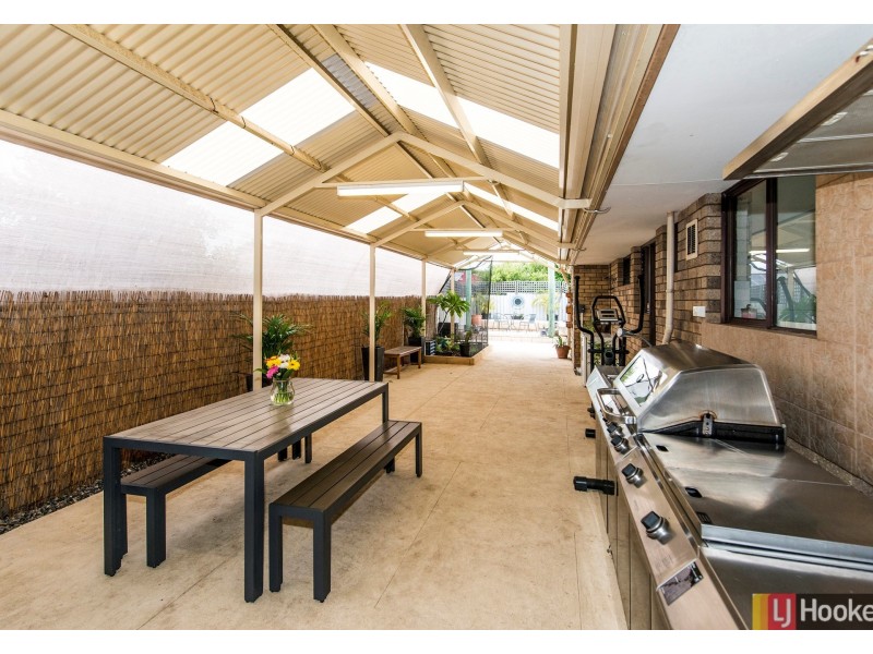 21 Ashburton Drive, Gosnells WA 6110