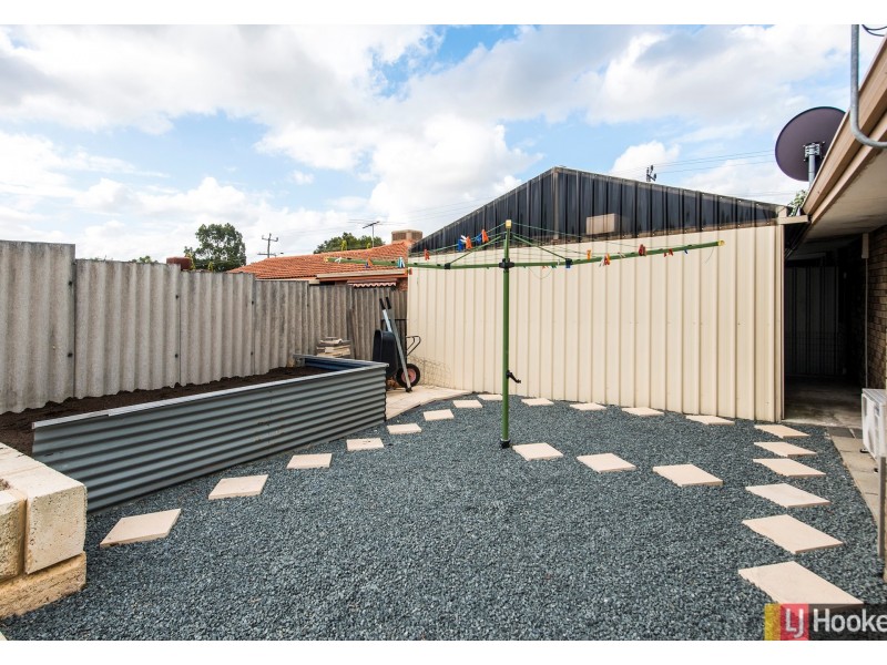 21 Ashburton Drive, Gosnells WA 6110