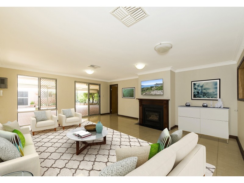 26 Tenterden Way, Gosnells WA 6110