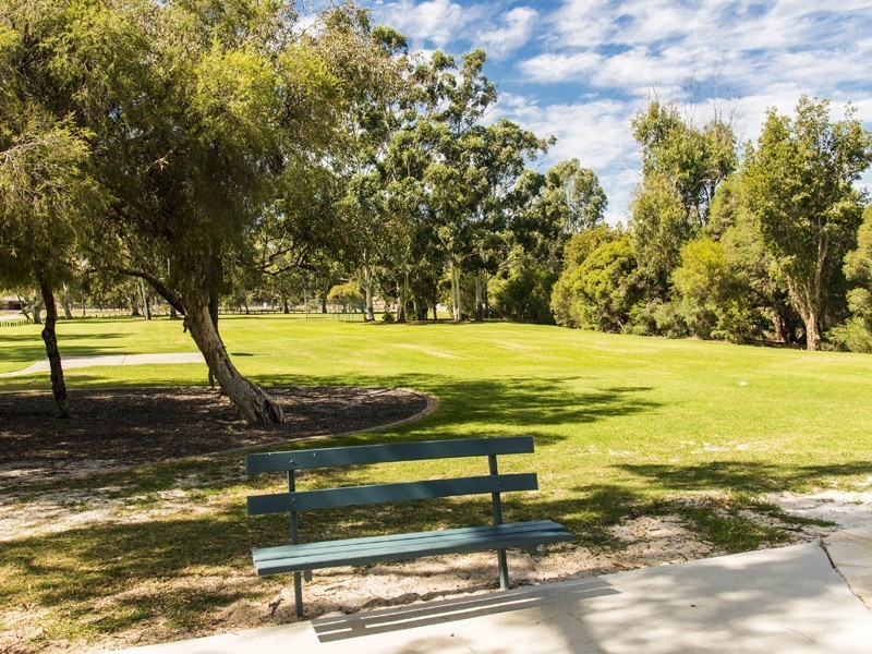 26 Tenterden Way, Gosnells WA 6110