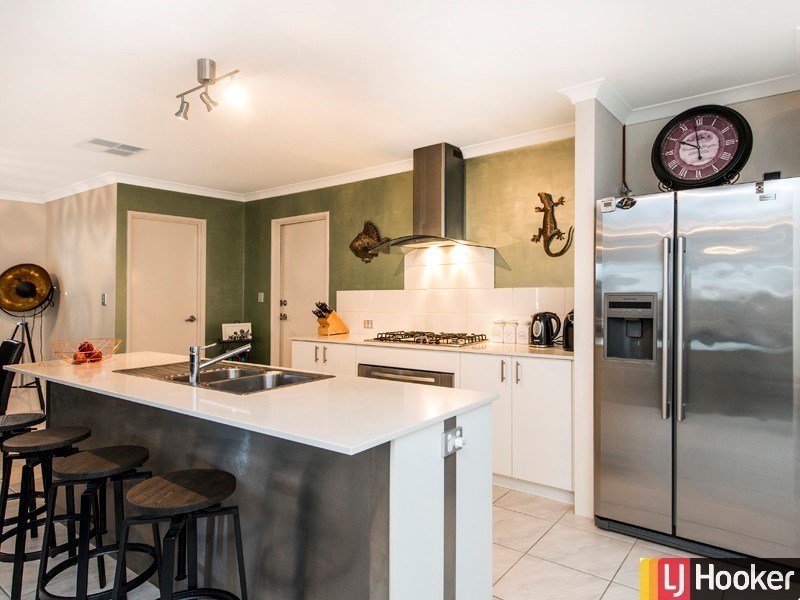 5 Balgarup Drive, Gosnells WA 6110