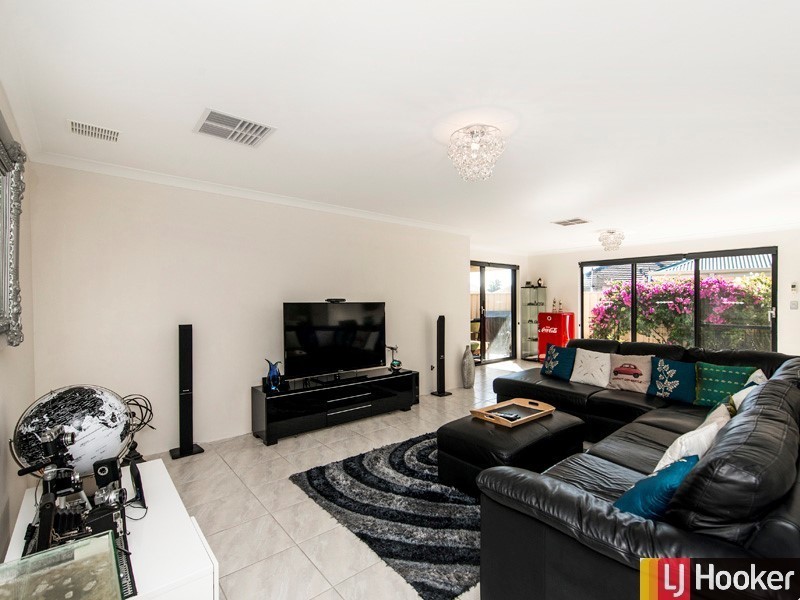 5 Balgarup Drive, Gosnells WA 6110