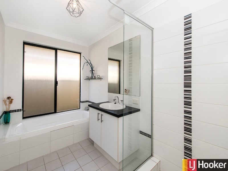 5 Balgarup Drive, Gosnells WA 6110