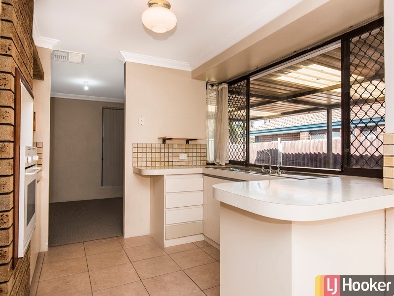 8 Rainbird Road, Gosnells WA 6110