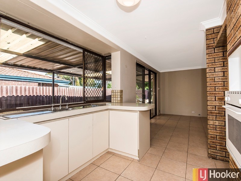 8 Rainbird Road, Gosnells WA 6110