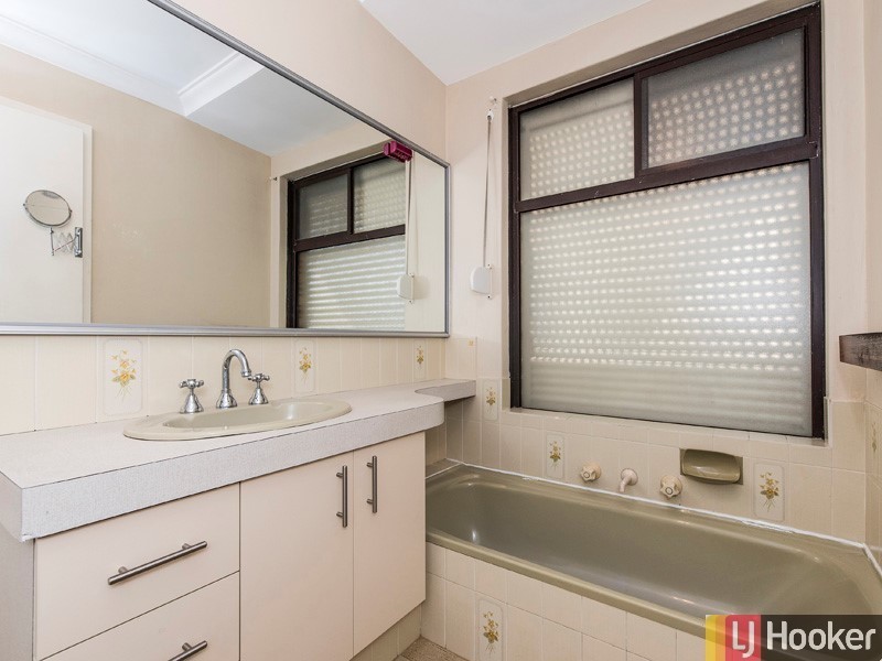 8 Rainbird Road, Gosnells WA 6110