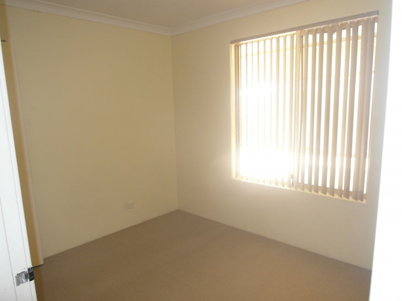 7/63 Third Avenue, Kelmscott WA 6111