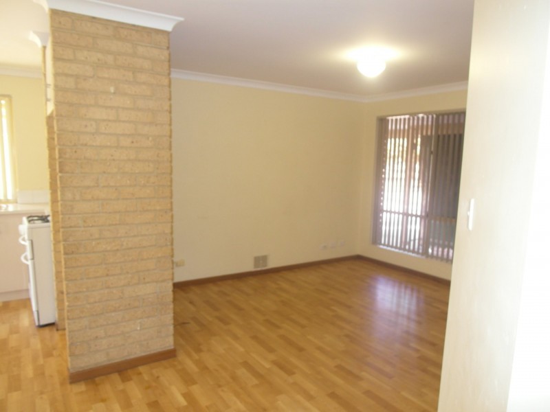 7/63 Third Avenue, Kelmscott WA 6111