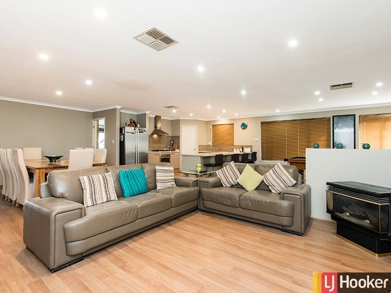 13 Yilgarn Way, Gosnells WA 6110