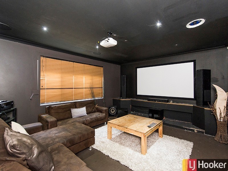 13 Yilgarn Way, Gosnells WA 6110