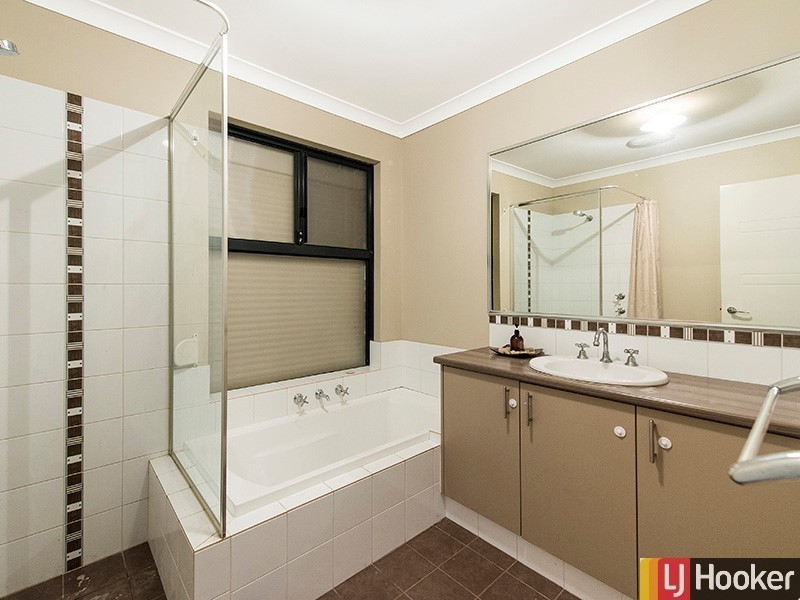 13 Yilgarn Way, Gosnells WA 6110