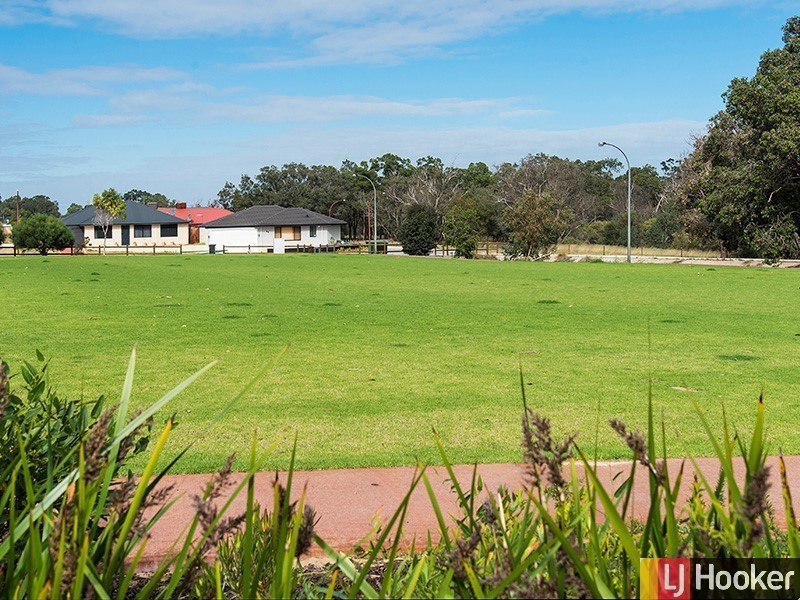 13 Yilgarn Way, Gosnells WA 6110